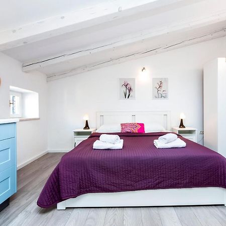 Cozy Garzoto Studios Ровінь Екстер'єр фото