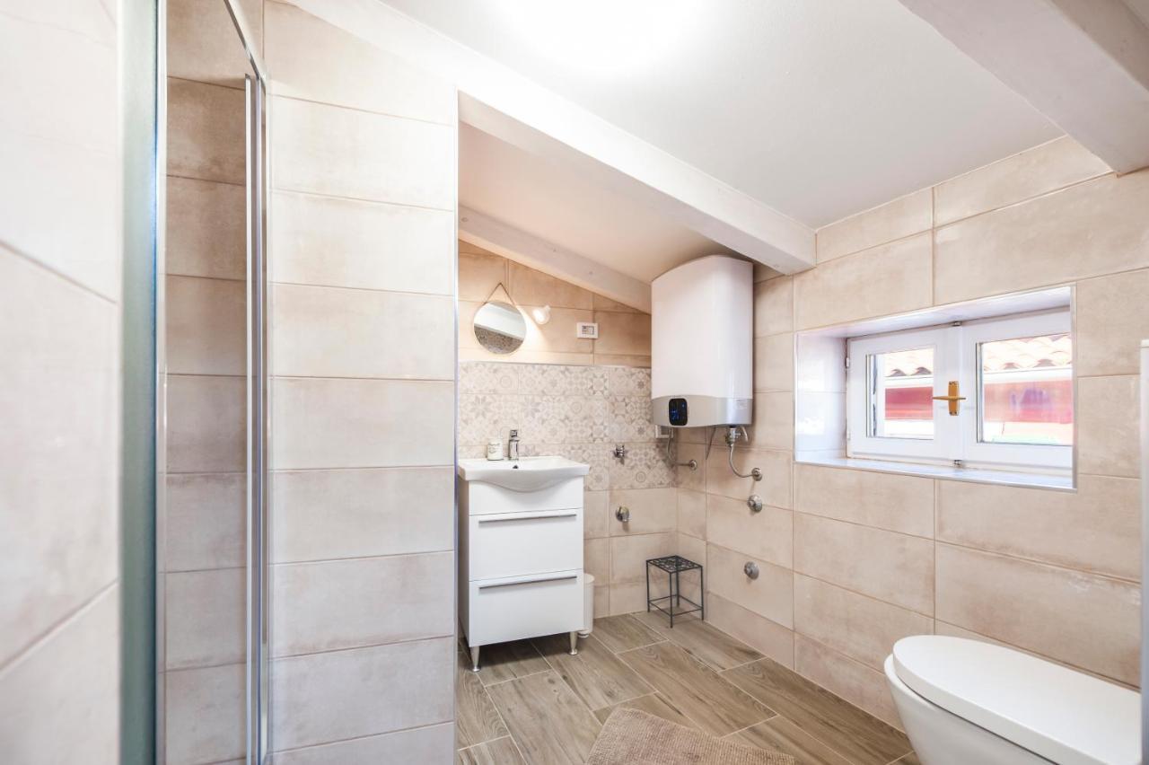 Cozy Garzoto Studios Ровінь Екстер'єр фото