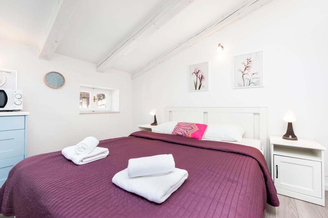 Cozy Garzoto Studios Ровінь Екстер'єр фото