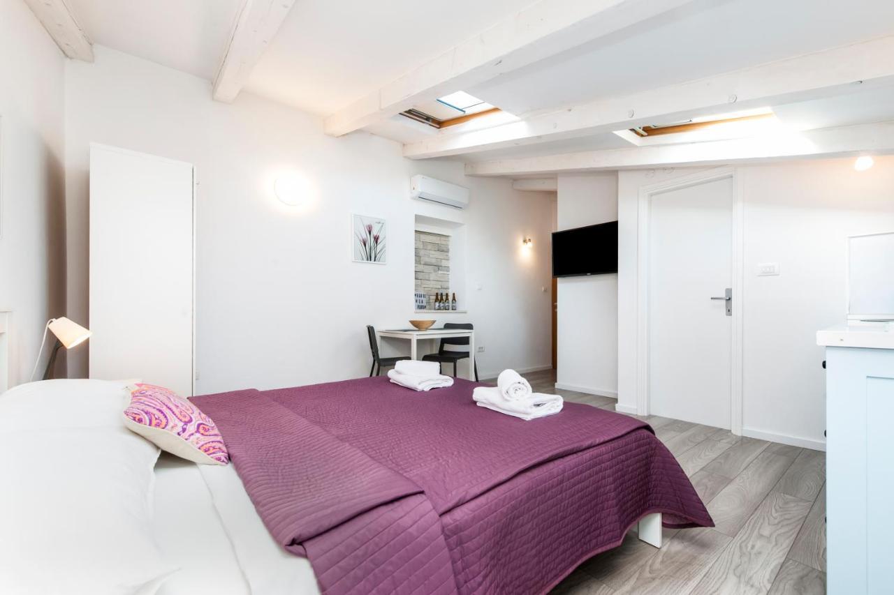 Cozy Garzoto Studios Ровінь Екстер'єр фото