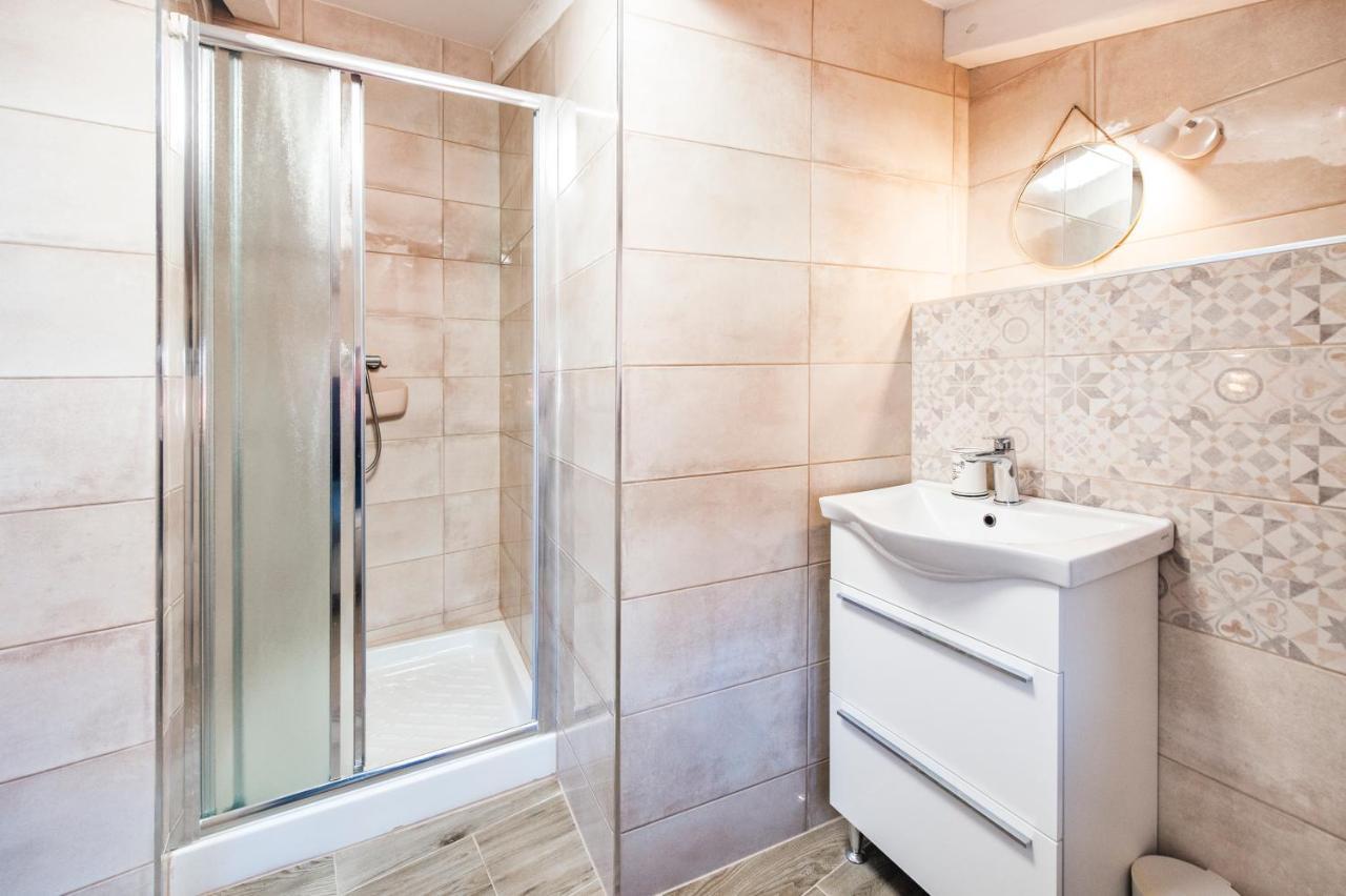 Cozy Garzoto Studios Ровінь Екстер'єр фото